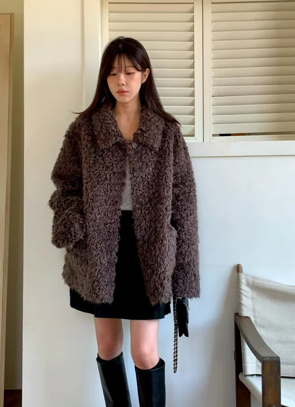 ファッショナブルなプラッシュジャケット、暖かく快適、秋冬にぴったり