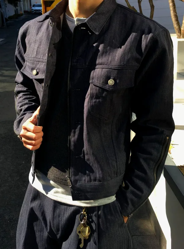 Stylish Men's Denim Jacket, Classic Casual Style