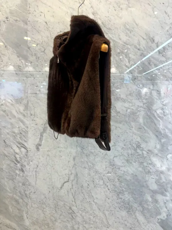 Stylish Women's Vest Jacket, Elegant and Warm, Perfect for Any Occasion