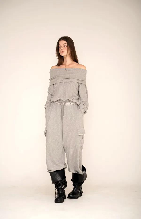 Fashionable Gray Off-Shoulder Top, Comfortable Casual Style