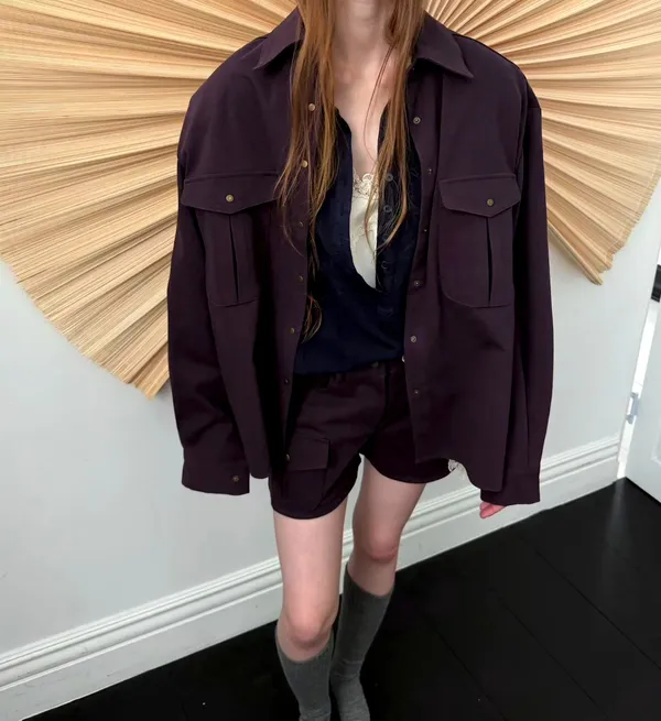 Fashionable Loose Shirt, Elegant Style for Various Occasions