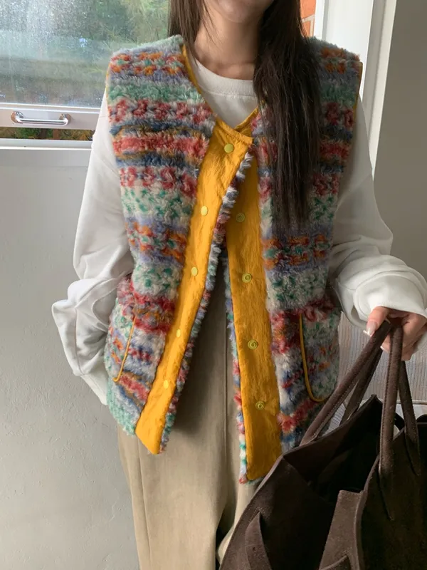 Stylish Colorful Plush Vest for Comfort and Warmth