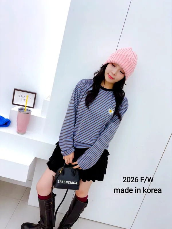 Korean Style Striped Embroidered T-Shirt, A Must-Have for Fashion and Casual Wear