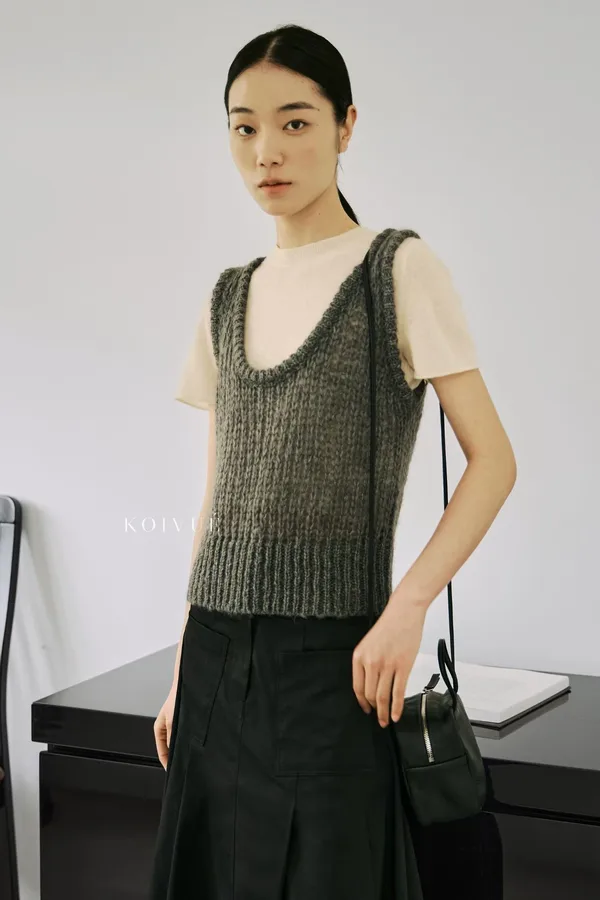 Stylish Knitted Women's Top, Comfortable and Versatile