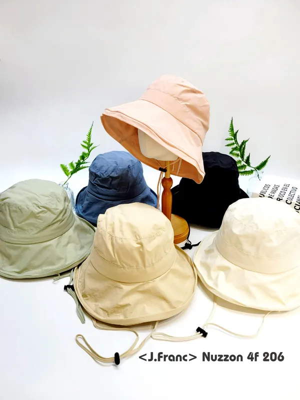 Stylish Women's Sun Hat - Lightweight and Comfortable, a Summer Essential