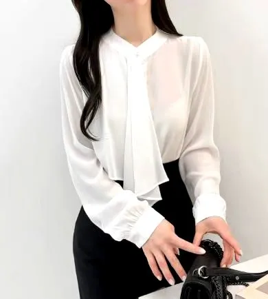 우아한 화이트 여성 탑, 가볍고 통기성 좋은