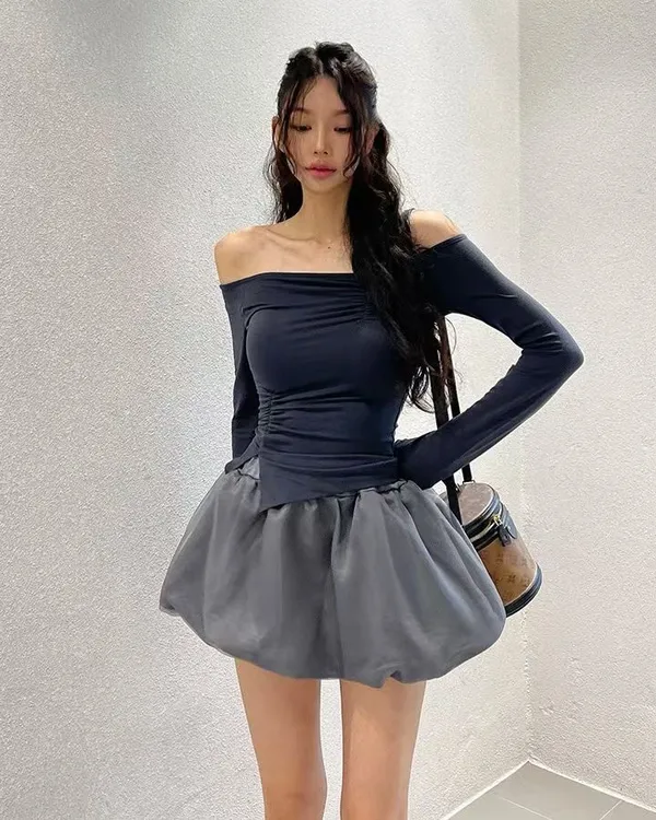 Chic Pleated Mini Skirt - Lightweight and Comfortable for Perfect Outfits