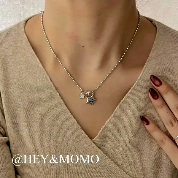 Minimalist Star Pendant Necklace - A Fashionable Women's Accessory Necklace
