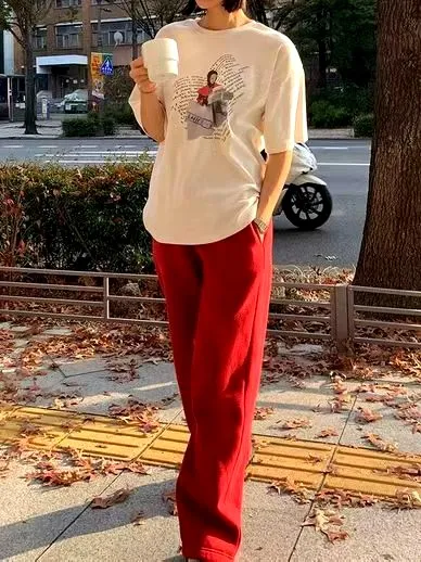 เสื้อยืดพิมพ์ลายหลวมแฟชั่น สไตล์สบายๆ