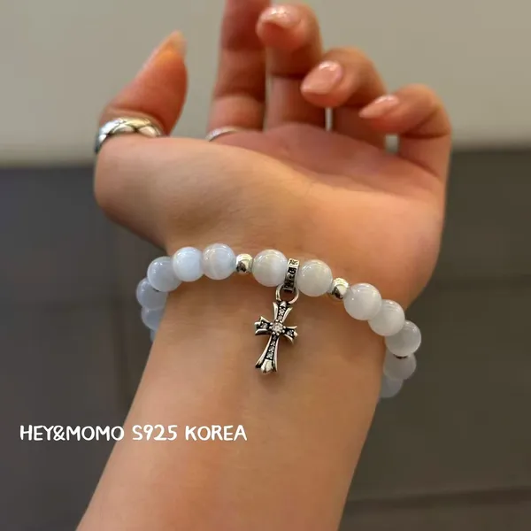 Stylish 925 Silver Cross Bracelet, Elegant Women's Accessory