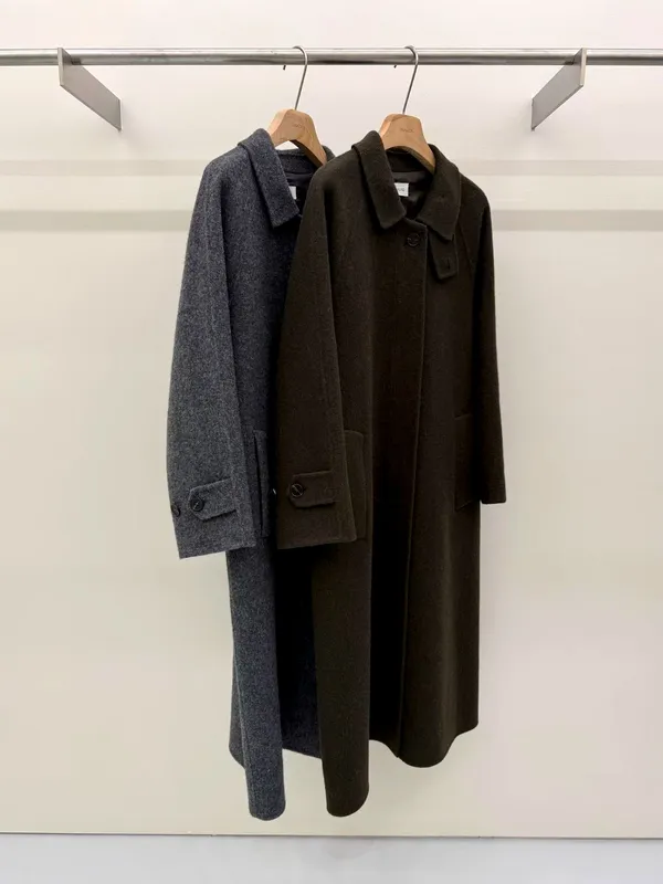 Elegant Women's Outerwear Coat - Stylish and Warm