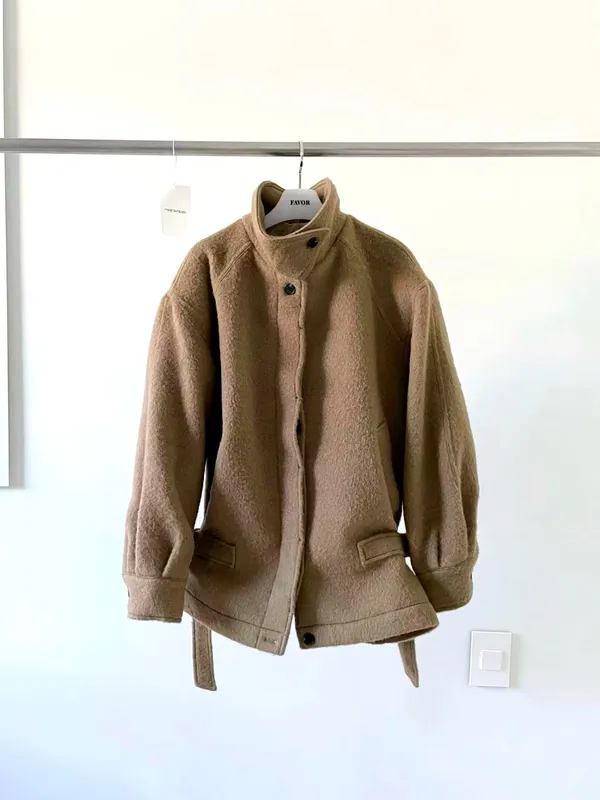 Stylish Women's Jacket, Warm and Comfortable, A Must-Have for Fall and Winter