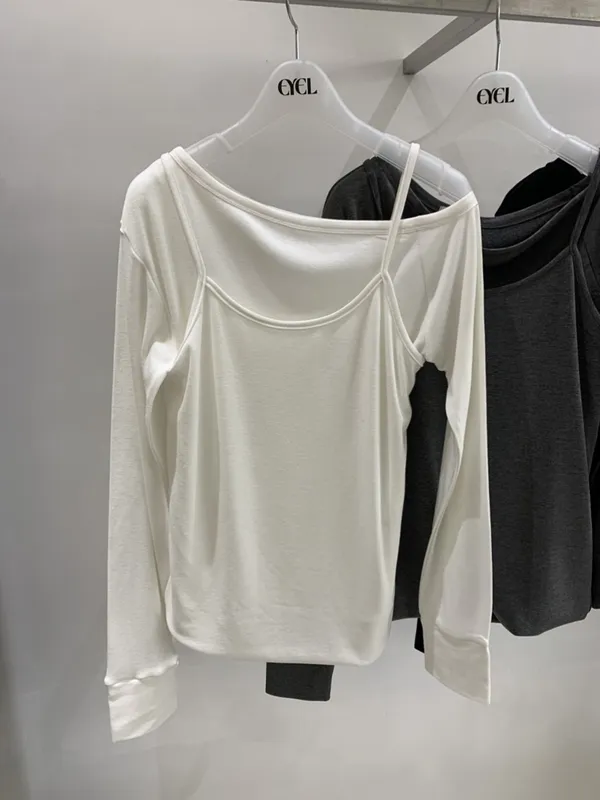 Minimalist Versatile White Long Sleeve T-Shirt for Women
