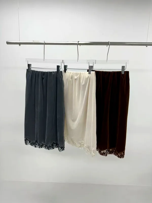 Elegant Lace Trim Midi Skirt - Lightweight and Comfortable for Perfect Pairing