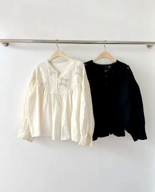 Elegant Lace-Panel Women's Top, Comfortable and Breathable