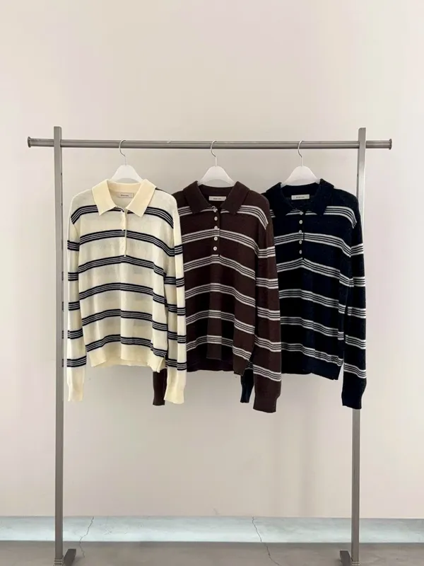 Striped Design Women's T-Shirt, Casual and Versatile