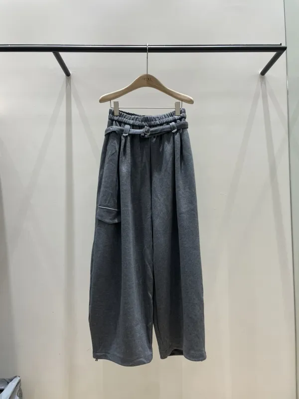 Stylish Loose Gray Casual Pants - Comfortable and Versatile