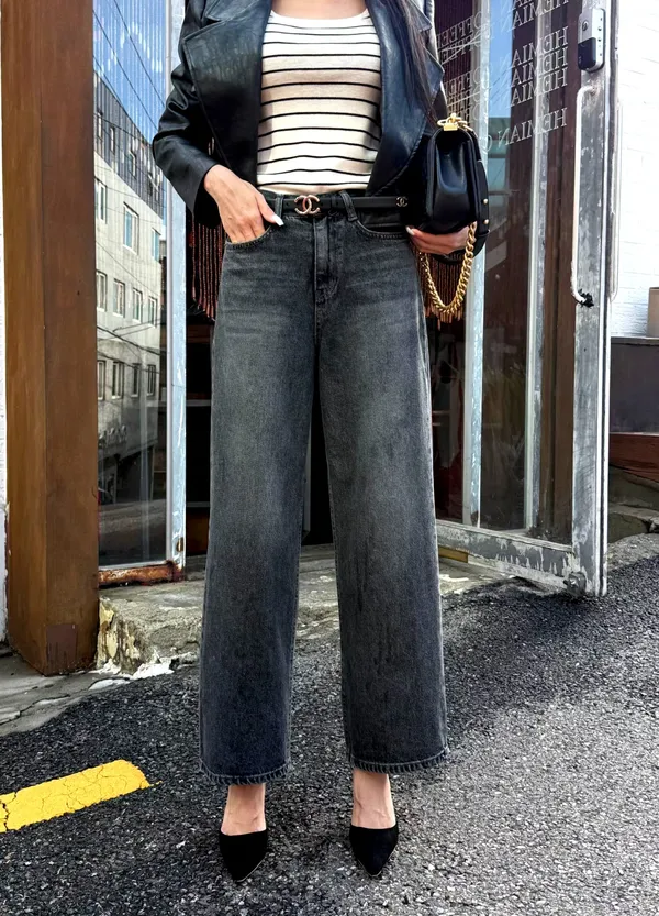 Fashionable High-Waisted Loose Women’s Jeans, Elegant and Versatile 930
