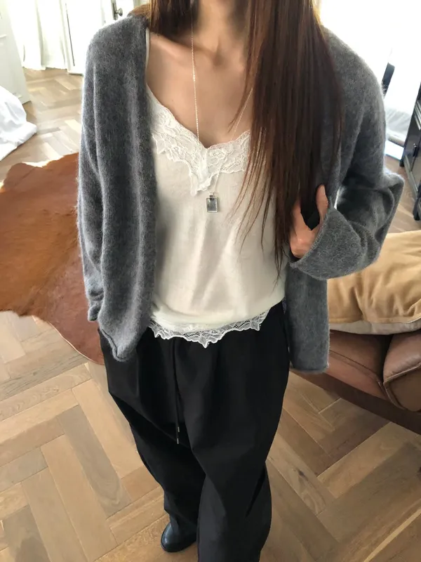 เสื้อคลุมแฟชั่นเรียบง่ายสำหรับผู้หญิง - นุ่มสบายและเข้ากันได้อย่างลงตัว