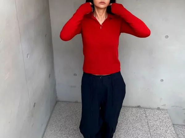 Fashionable Red Zipper Women's Top, Comfortable and Versatile