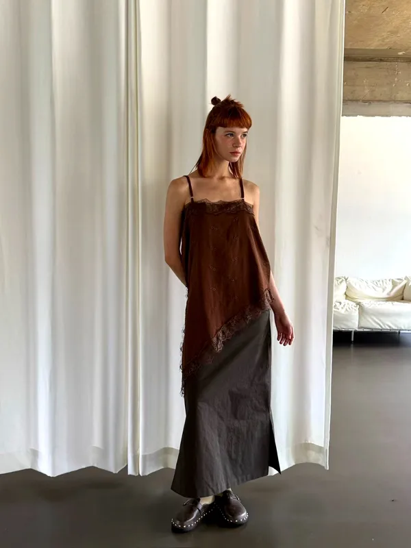 Elegant Vintage Women's Dress, Perfectly Showcasing Your Charm