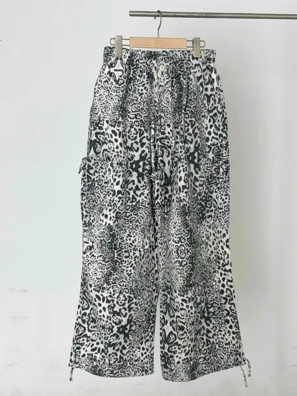 Stylish Men's Leopard Print Casual Pants - Comfortable and Breathable for Any Occasion