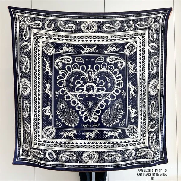 Classic Vintage Print Scarf, Elegant Temperament