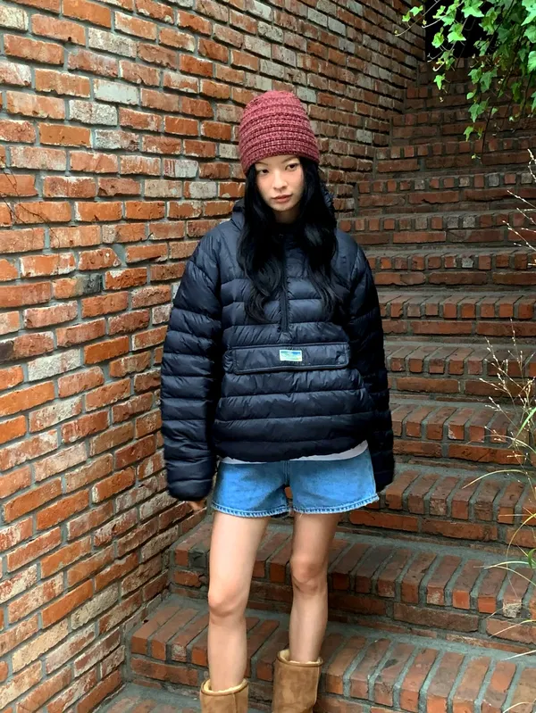 Stylish Women's Down Jacket - Warm and Slimming