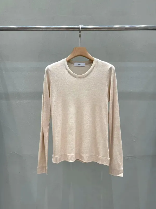 Comfortable and Versatile Long Sleeve T-Shirt, Lightweight and Breathable for Perfect Everyday Wear