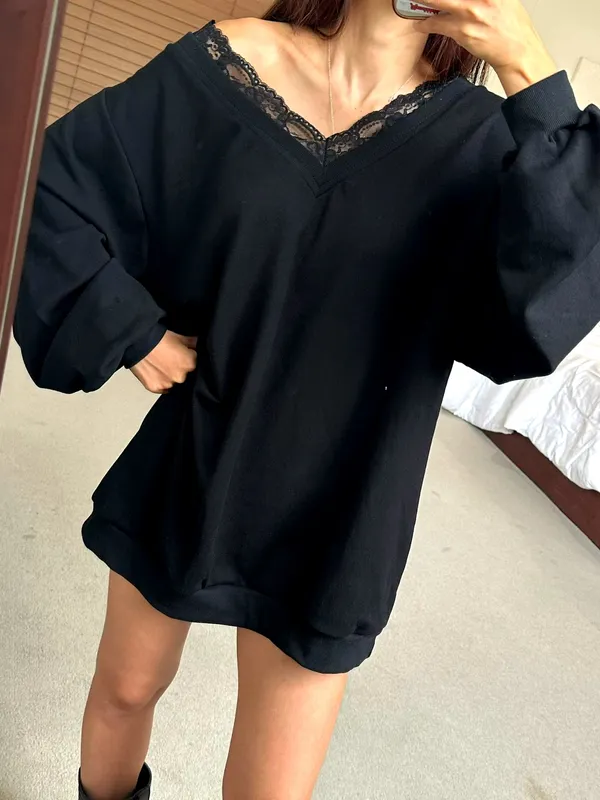 Fashionable black lace spliced loose top