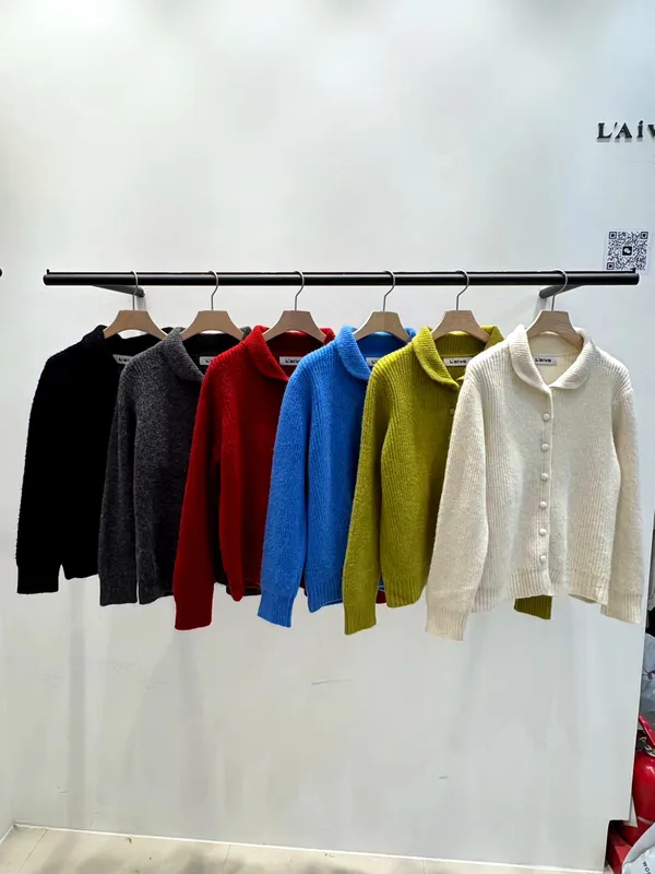 Fashionable and Comfortable Sweater to Warm Your Every Day