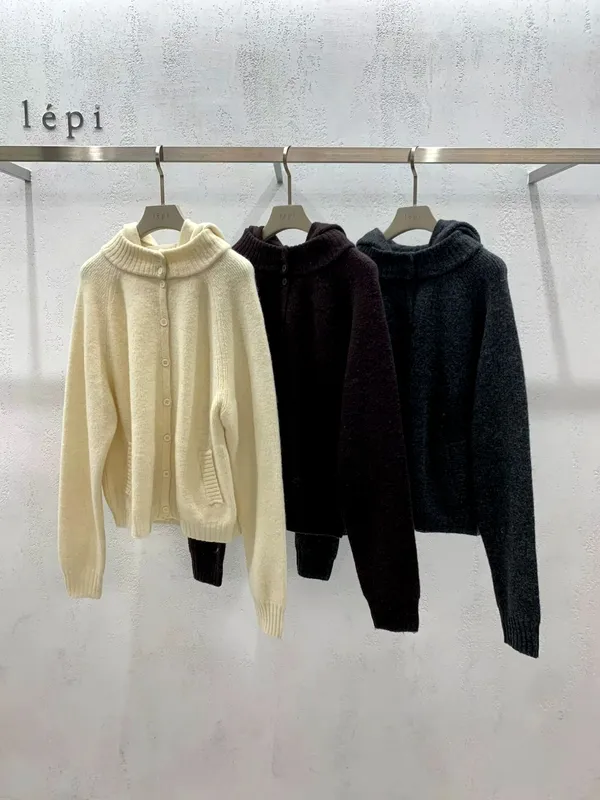 Elegant Sweater Coat - A Must-Have for Cozy Autumn and Winter