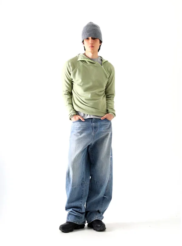 Stylish Men's Hoodie - Comfortable and Versatile