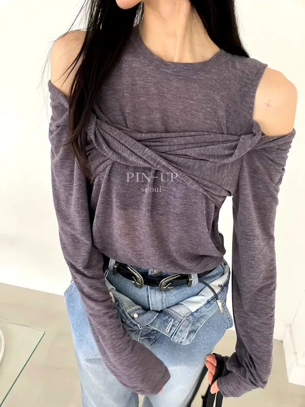 Stylish Off-Shoulder Women's Top, Comfortable and Versatile