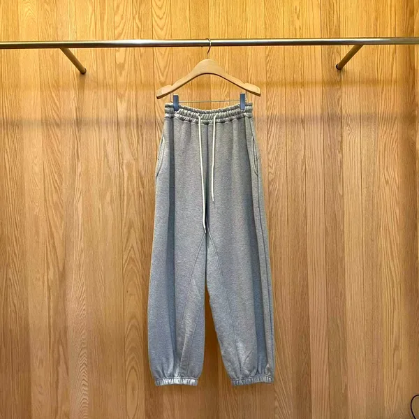 Stylish Casual Gray Women's Pants - Comfortable and Breathable for Perfect Pairing