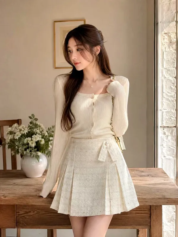 Elegant and Chic Women's Dress, Lightweight and Comfortable, Perfect for Spring and Summer