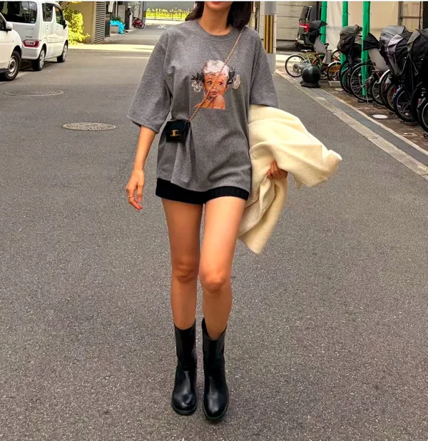 Unique Printed Short Sleeve T-Shirt for a Comfortable Casual Look