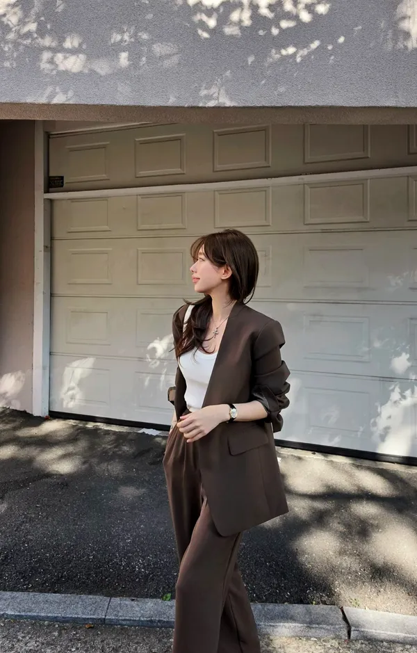 Stylish Casual Women's Jacket - Elegance Meets Comfort