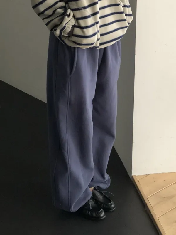 Loose Striped Hoodie with Casual Trousers