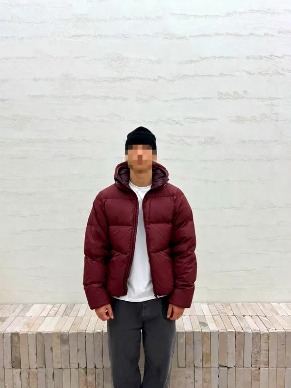 Stylish Men's Down Jacket - Warm and Comfortable Outerwear