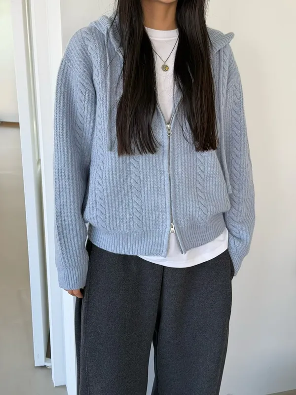 Lightweight Knitted Cardigan, Comfortable and Versatile