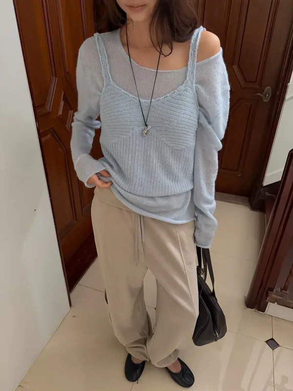 Fresh Blue Women's Top, Comfortable and Breathable, Perfect for Spring and Autumn