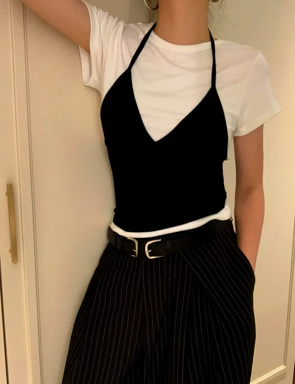 Stylish Black Camisole Top, A Must-Have for Versatility