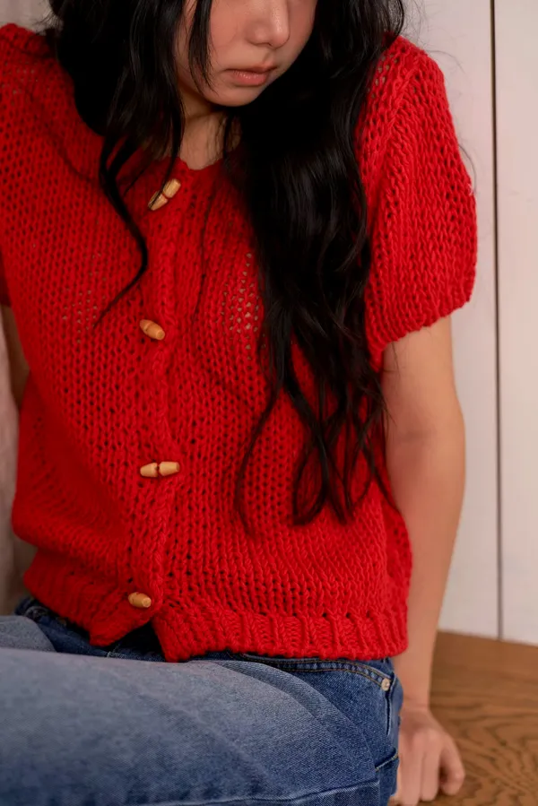 Fashionable Red Knitted Sweater, Comfortable and Breathable, Perfect with Jeans