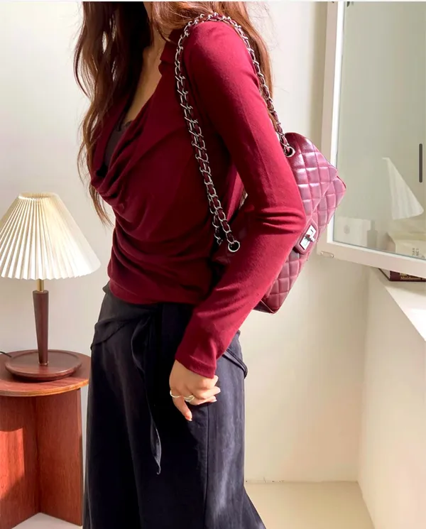 Elegant Women's Sweater - Warm, Stylish, Perfect Match