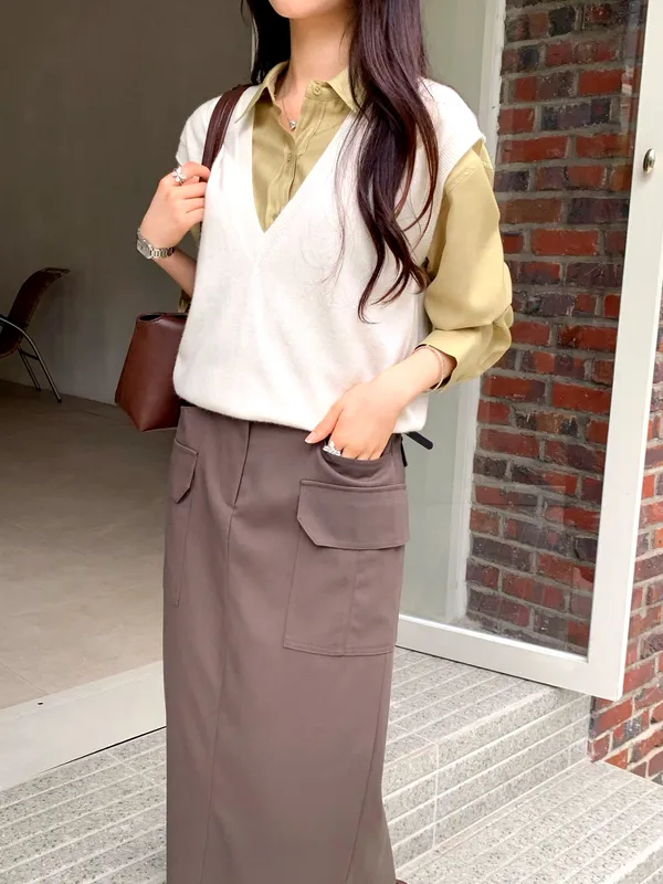 Simple V-Neck Knit Top, Comfortable and Versatile