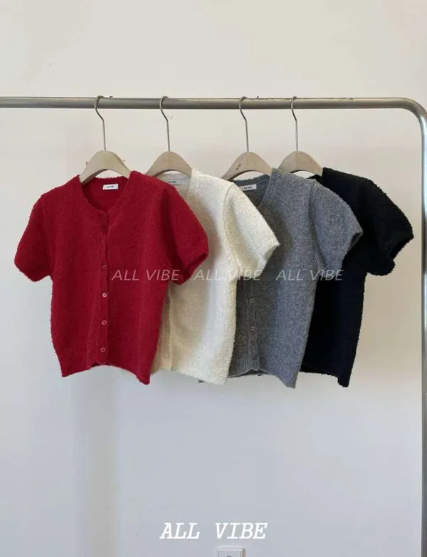 Fashionable Short-Sleeve Cardigan Sweater, Soft and Comfortable for Spring and Autumn