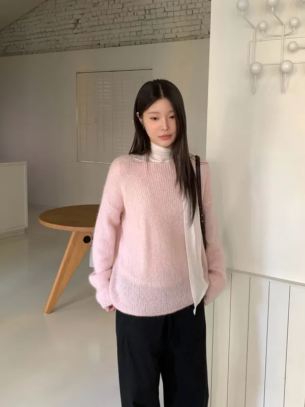 Soft and Comfortable Knit Sweater to Warm Your Every Day