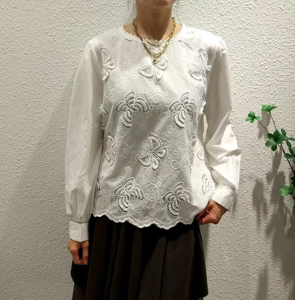 Elegant Embroidered Shirt to Showcase Your Feminine Charm