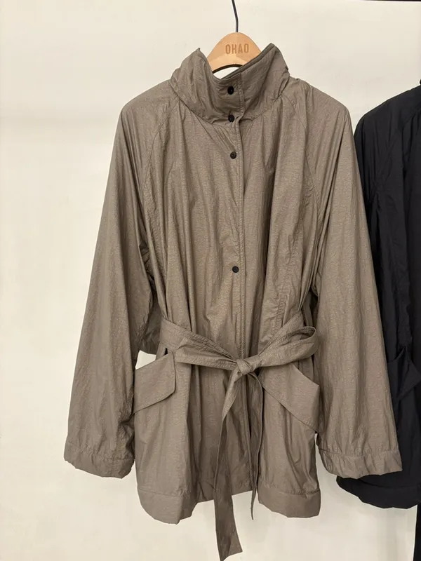 Lightweight Windbreaker Jacket, Stylish Casual Style
